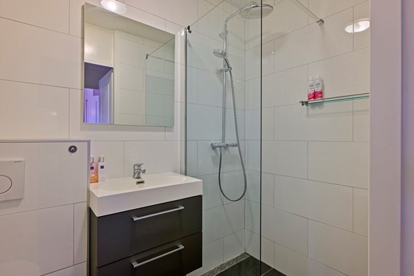 Medium property photo - 's-Gravesandestraat 106, 1091 DG Amsterdam